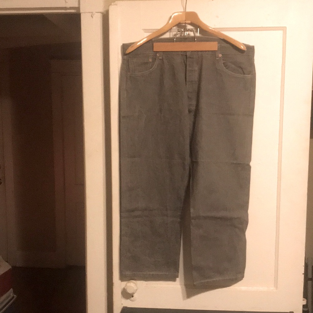 Grey Button-fly Levis 44Wx34L